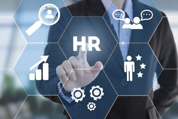 工作近10年被公司以假学历开除，法院：违法解除赔偿20万